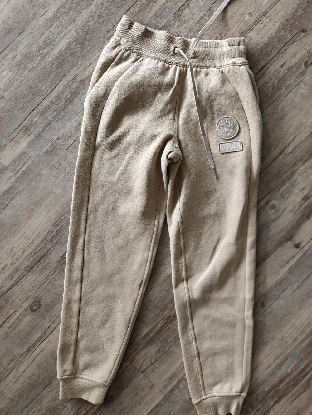 Lululemon Scuba Mid-Rise Oversized Jogger Sheer Oak Size 0 Team Canada NWOT